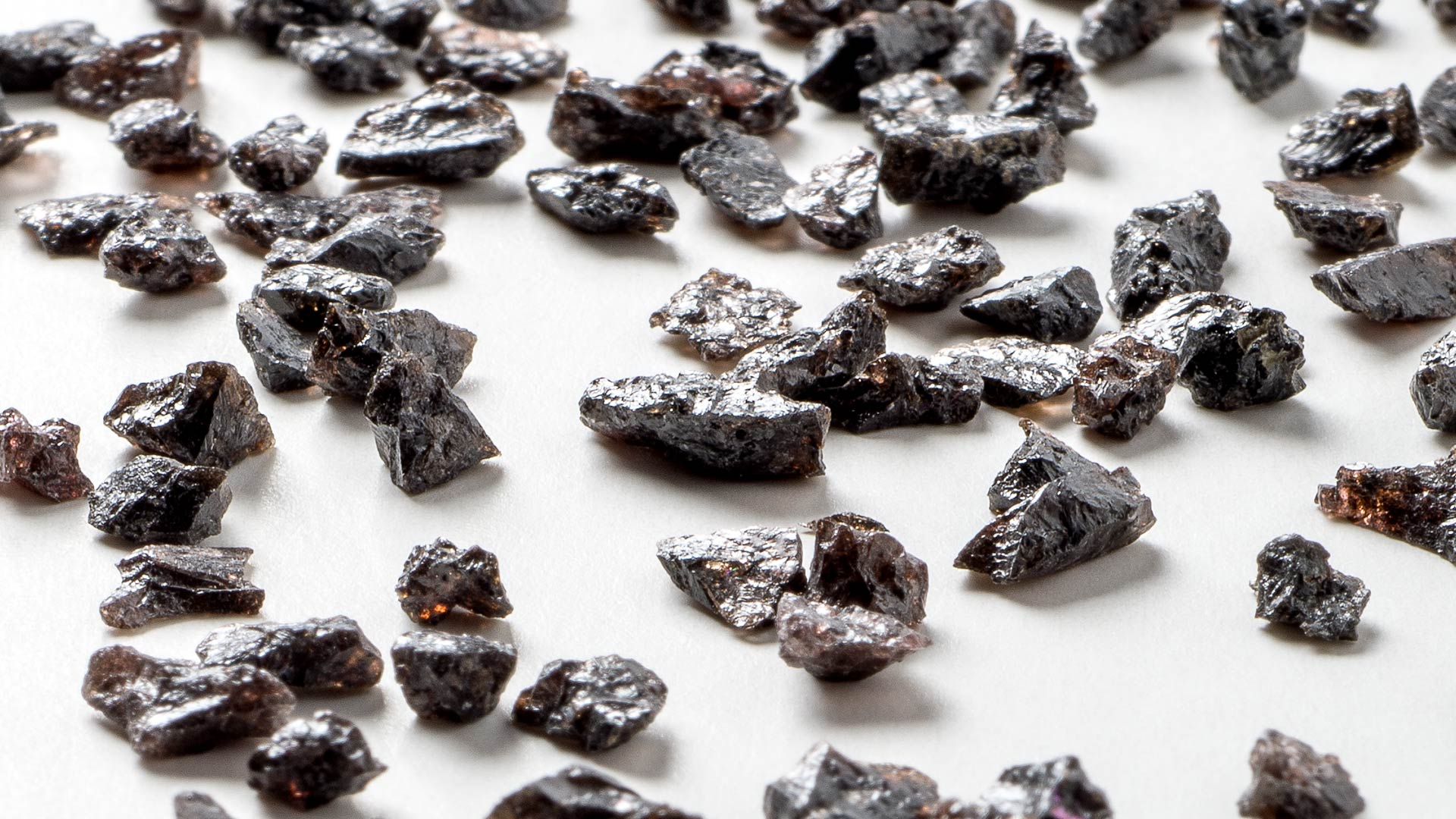 новый абразивный корунд